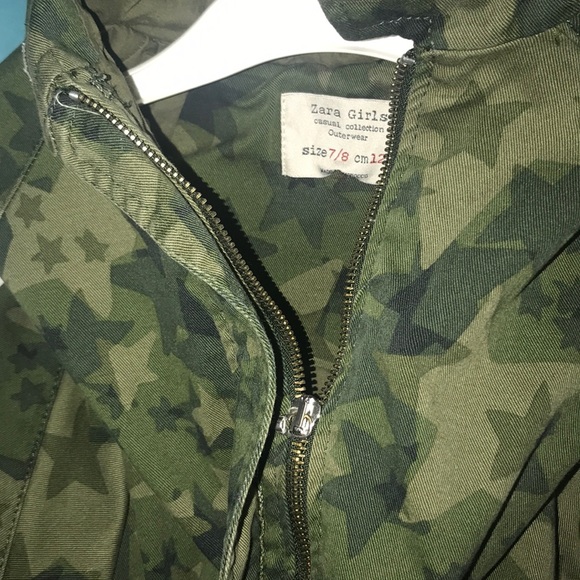 Zara cape - Picture 4 of 5